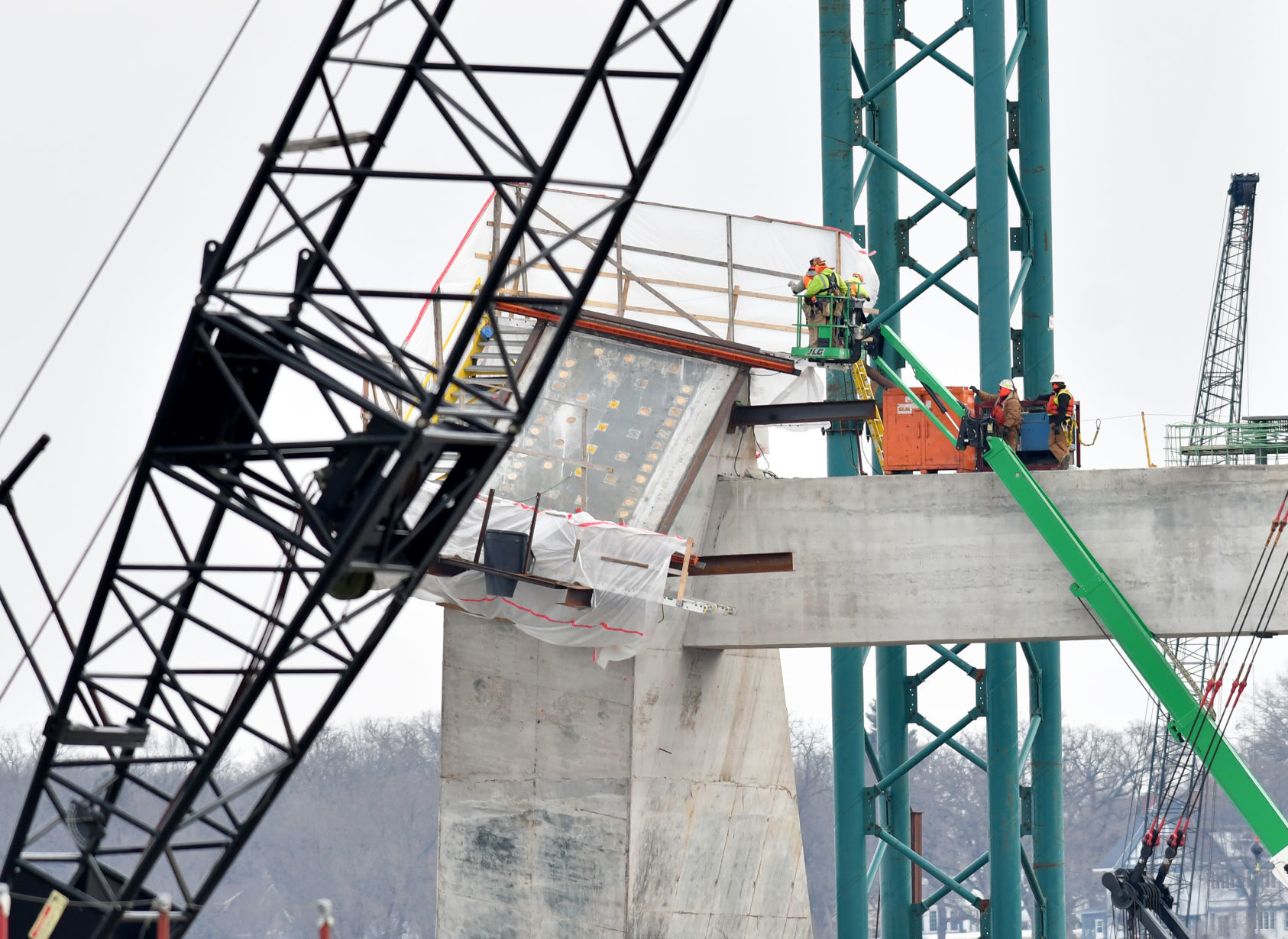 Interstate 74 Bridge construction update
